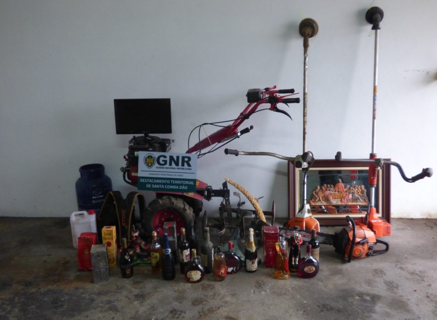 GNR detém casal por furtos em residências na região